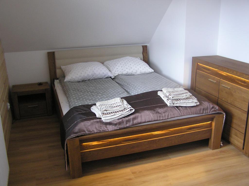 Dom Piotra Apartment Goniadz Ngoại thất bức ảnh
